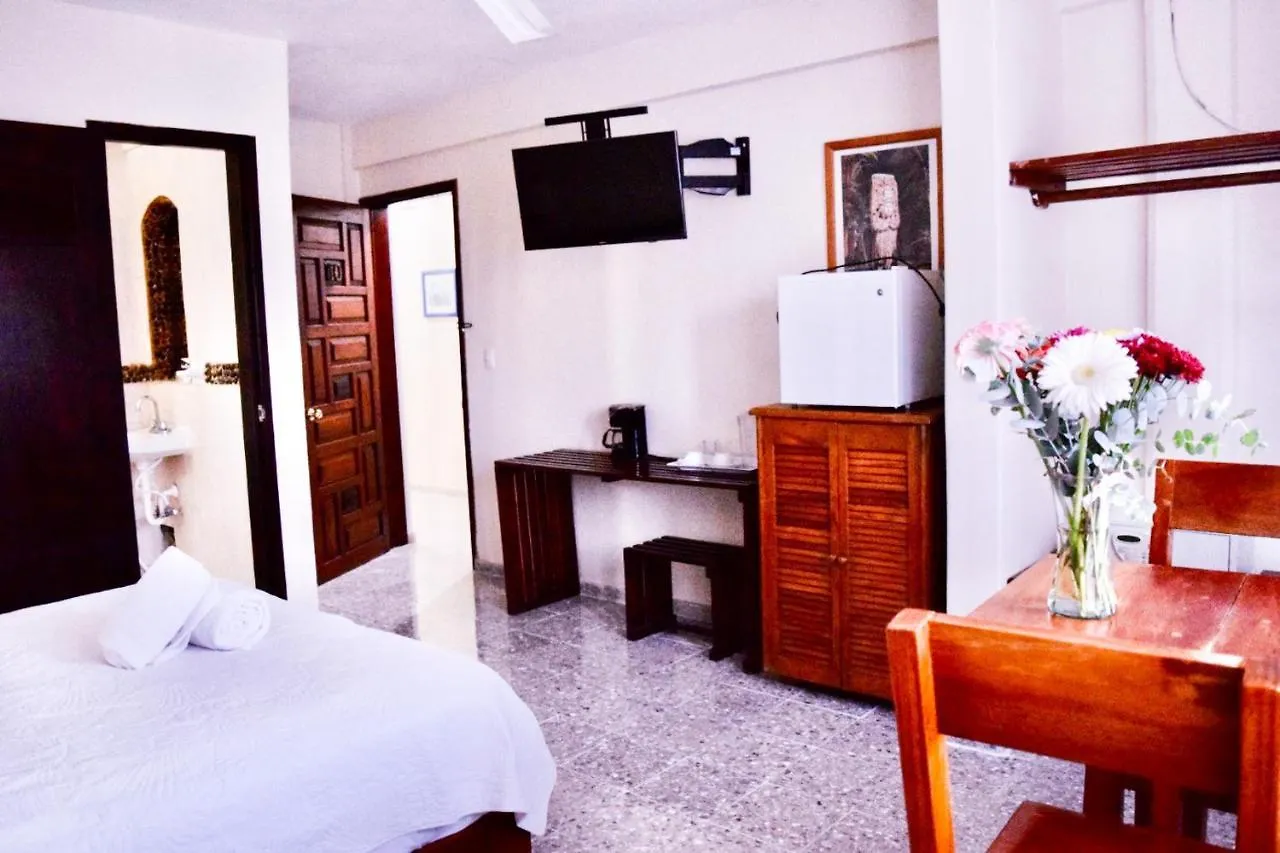 Boutique Hotel Delfin 5Th Avenue Playa del Carmen 2*,