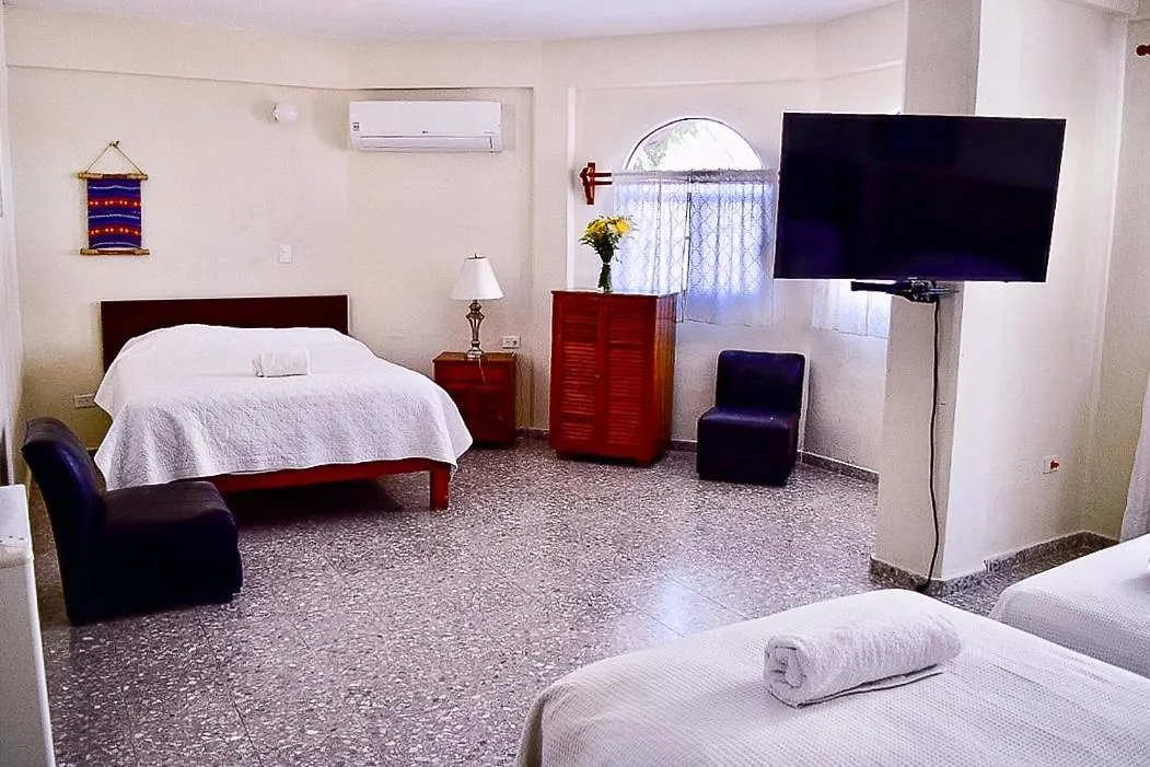 Boutique Hotel Delfin 5Th Avenue Playa del Carmen 2*,  Mexico